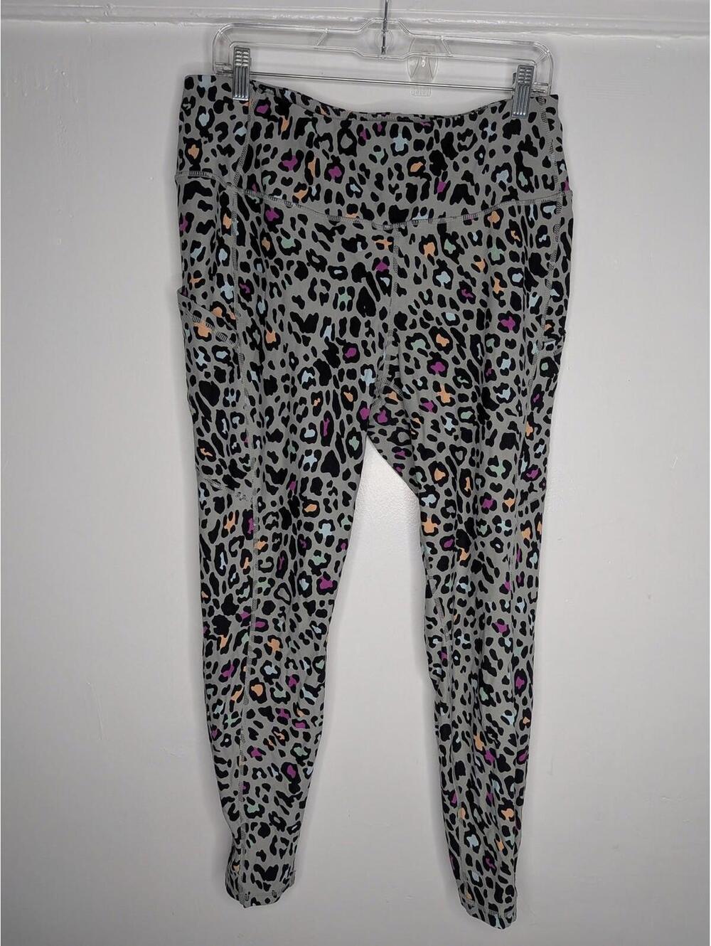 Torrid Leggings Womens 2 Gray Leopard Print High Waist Ankle Pockets Workout - Picture 1 of 6